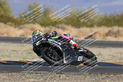 media/Dec-04-2022-CVMA (Sun) [[e38ca9e4fc]]/Race 9 Supersport Middleweight Shootout/